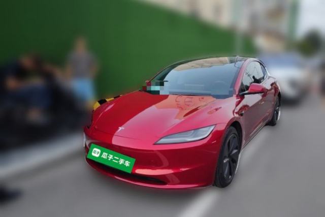 Used Tesla Model 3 2023 Long-Range All-Wheel-Drive Version