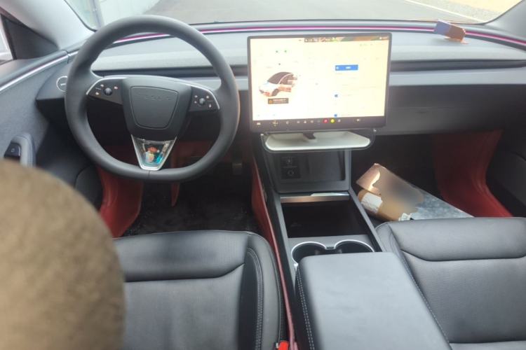 Used Tesla Model 3 2023 Rear-Wheel-Drive Version Center Console