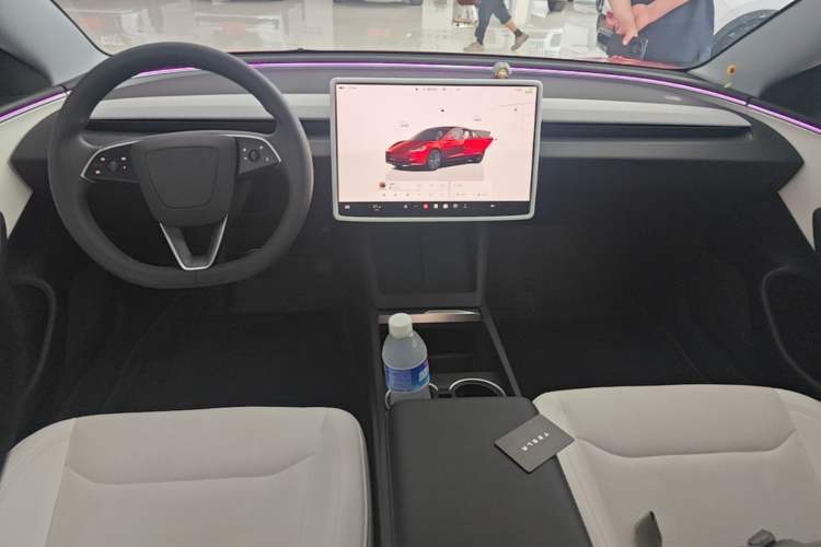 Used Tesla Model 3 2023 Rear-Wheel-Drive Version Center Console