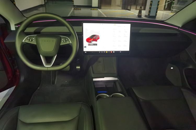 Used Tesla Model 3 2023 Long-Range All-Wheel-Drive Version Center Console