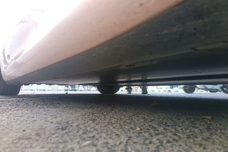Used Tesla Model 3 2023 Rear-Wheel-Drive Version Chassis Front Right