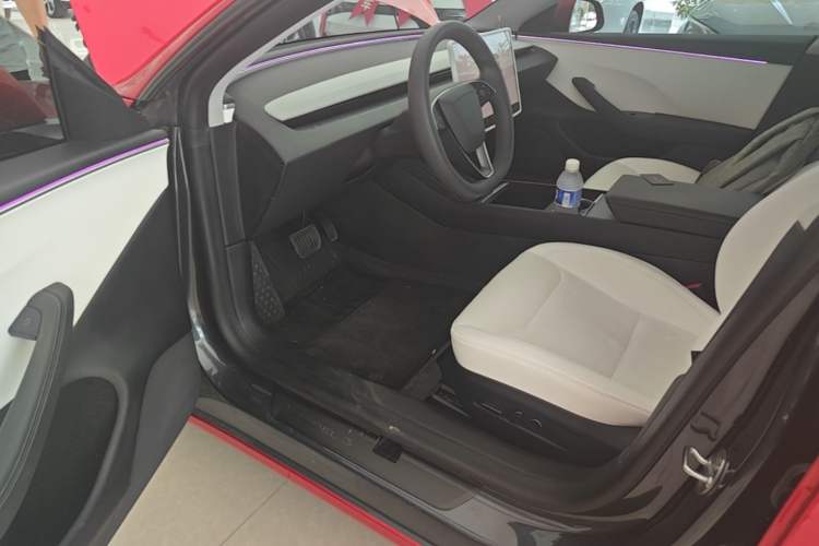 Used Tesla Model 3 2023 Rear-Wheel-Drive Version Driver Seat