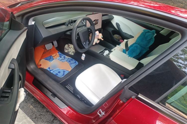 Used Tesla Model 3 2023 Long-Range All-Wheel-Drive Version Driver Seat