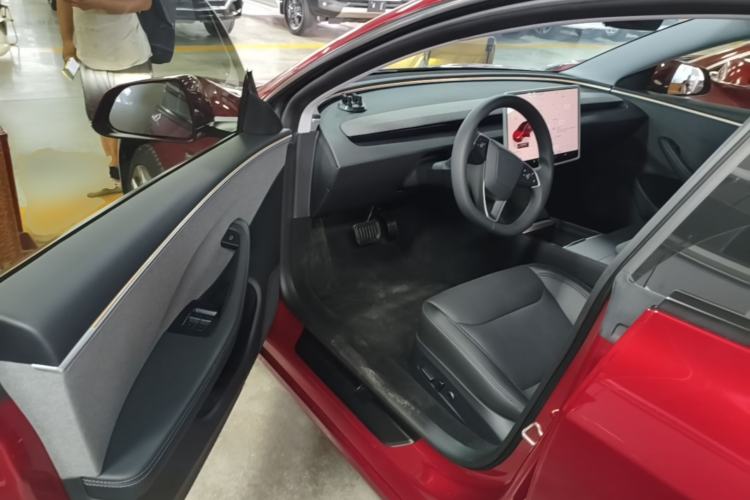Used Tesla Model 3 2023 Rear-Wheel-Drive Version Driver Seat