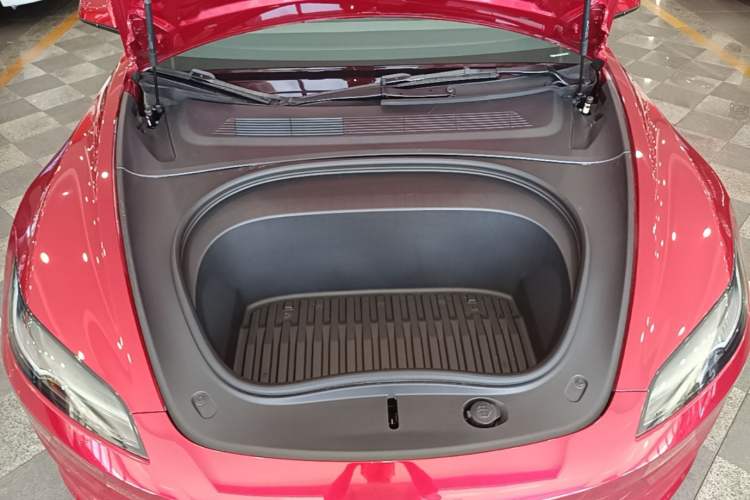 Used Tesla Model 3 2023 Long-Range All-Wheel-Drive Version Engine Bay