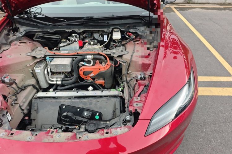 Used Tesla Model 3 2023 Rear-Wheel-Drive Version Engine Bay Left