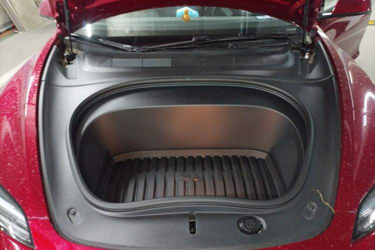 Used Tesla Model 3 2023 Rear-Wheel-Drive Version Engine Bay