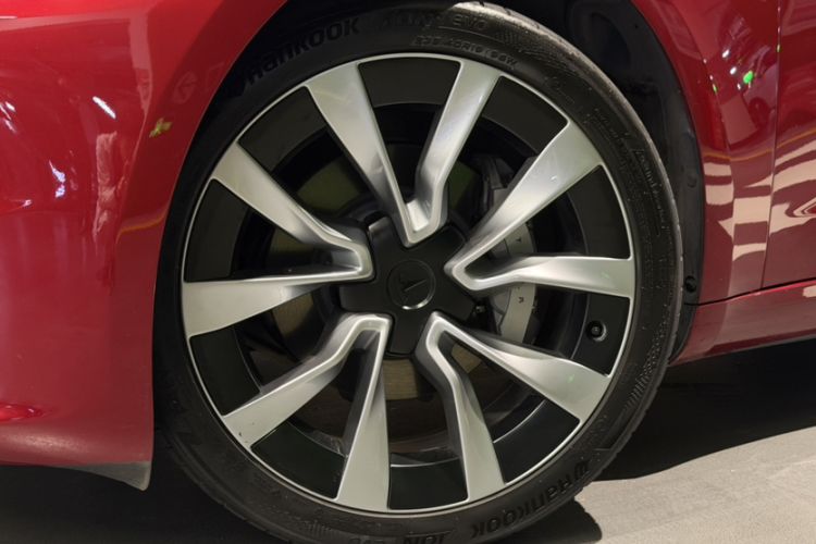 Used Tesla Model 3 2023 Rear-Wheel-Drive Version Exterior 3