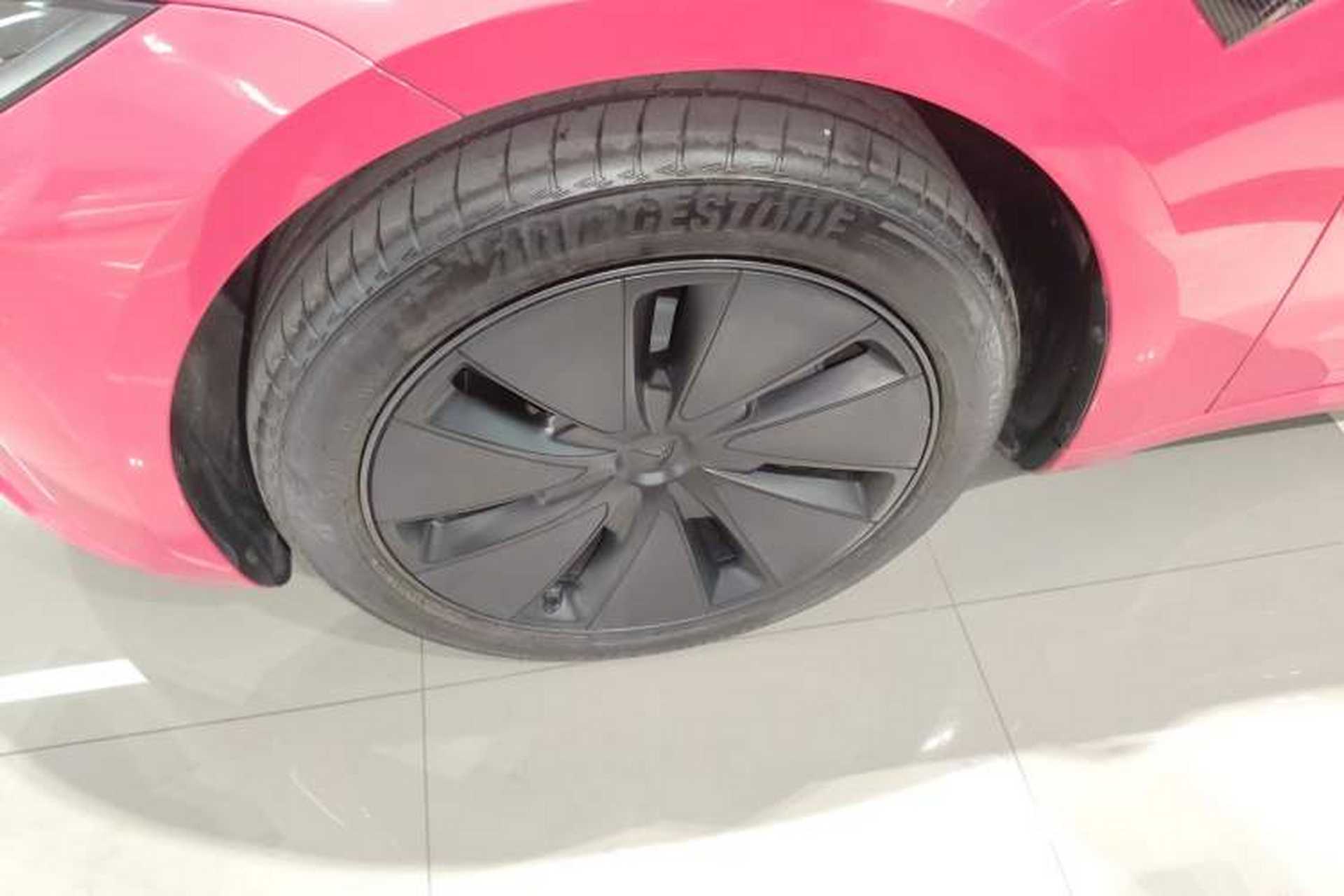 Used Tesla Model 3 2023 Long-Range All-Wheel-Drive Version Exterior 4