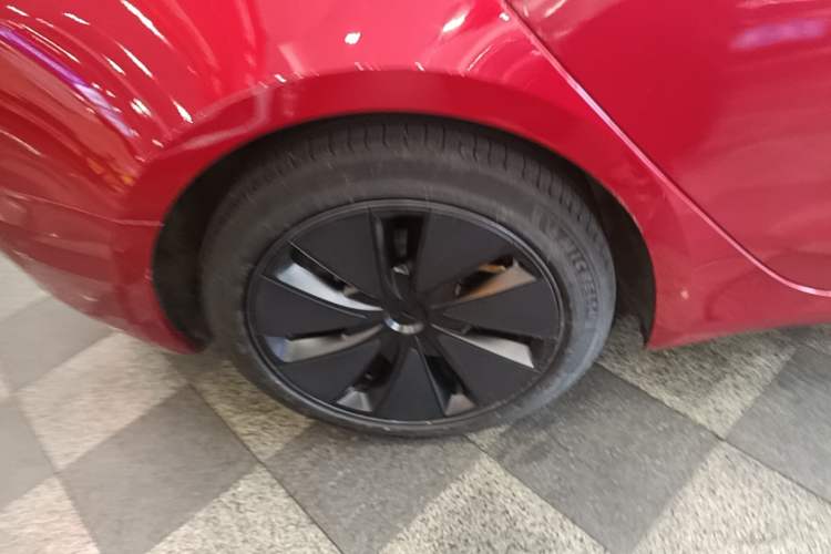 Used Tesla Model 3 2023 Long-Range All-Wheel-Drive Version Exterior 5