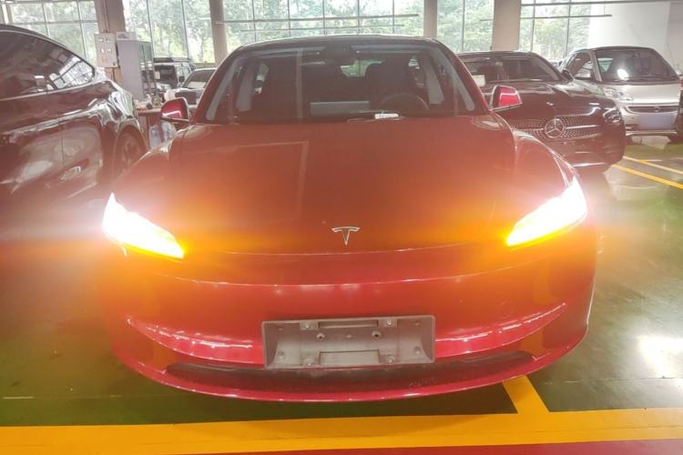 Used Tesla Model 3 2023 Rear-Wheel-Drive Version Front