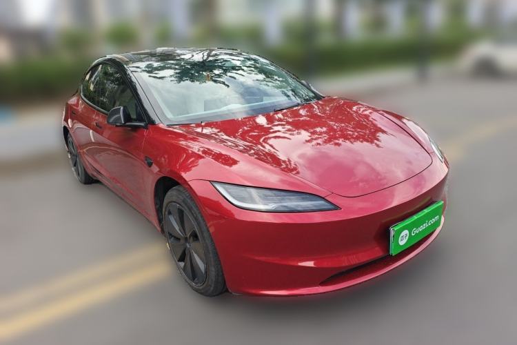 Used Tesla Model 3 2023 Rear-Wheel-Drive Version Front Right 45 Deg