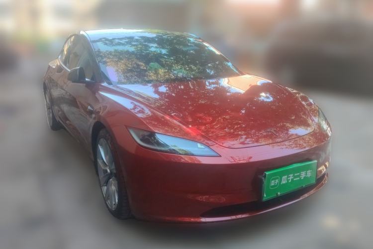 Used Tesla Model 3 2023 Rear-Wheel-Drive Version Front Right 45 Deg