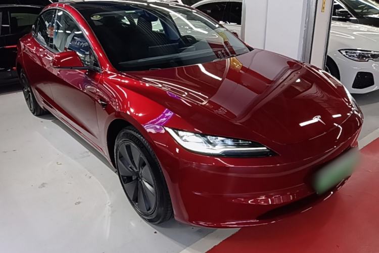 Used Tesla Model 3 2023 Rear-Wheel-Drive Version Front Right 45 Deg