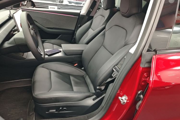 Used Tesla Model 3 2023 Rear-Wheel-Drive Version Left Front Seat