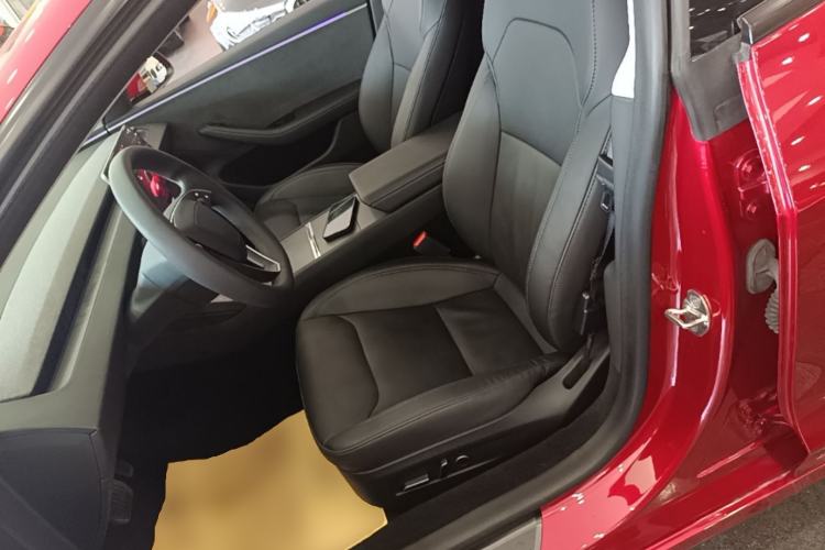 Used Tesla Model 3 2023 Long-Range All-Wheel-Drive Version Left Front Seat