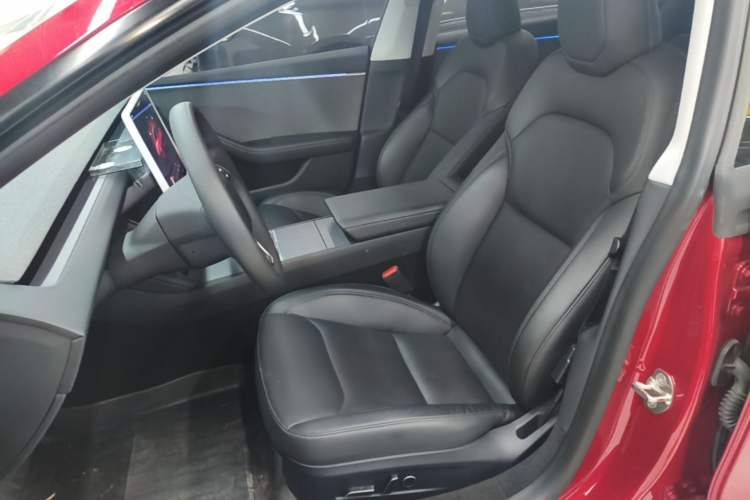 Used Tesla Model 3 2023 Rear-Wheel-Drive Version Left Front Seat