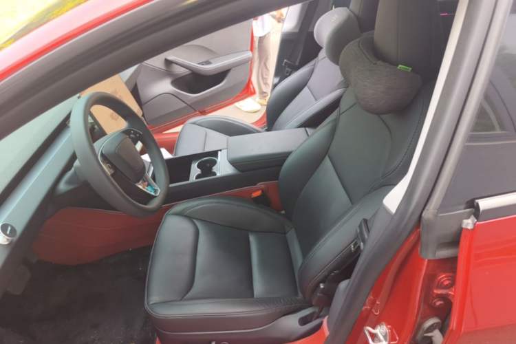 Used Tesla Model 3 2023 Rear-Wheel-Drive Version Left Front Seat