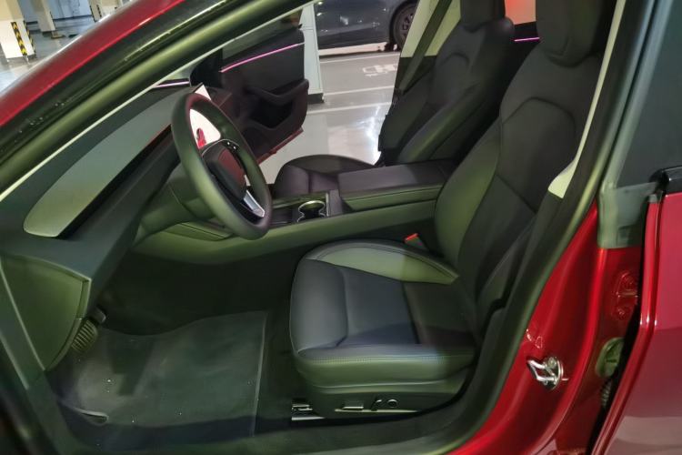 Used Tesla Model 3 2023 Long-Range All-Wheel-Drive Version Left Front Seat