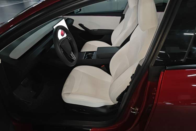 Used Tesla Model 3 2023 Rear-Wheel-Drive Version Left Front Seat