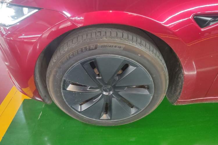 Used Tesla Model 3 2023 Rear-Wheel-Drive Version Left Front Wheel Hub