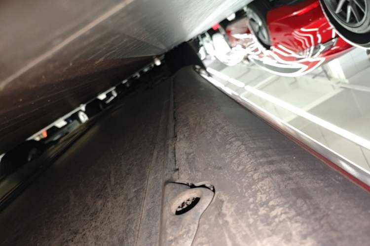 Used Tesla Model 3 2023 Rear-Wheel-Drive Version Left Side Sill