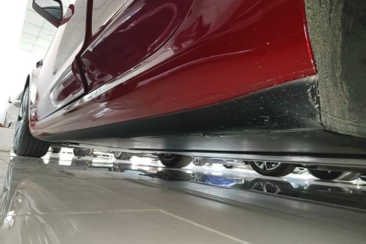 Used Tesla Model 3 2023 Rear-Wheel-Drive Version Left Side Sill
