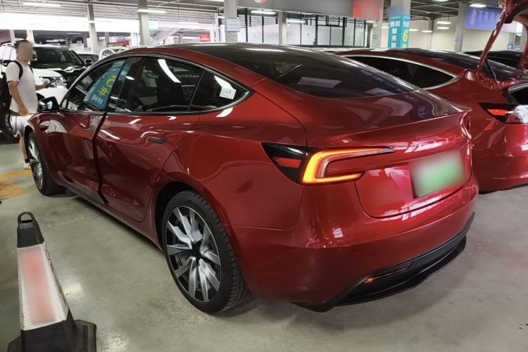 Used Tesla Model 3 2023 Rear-Wheel-Drive Version Rear Left 45 Deg