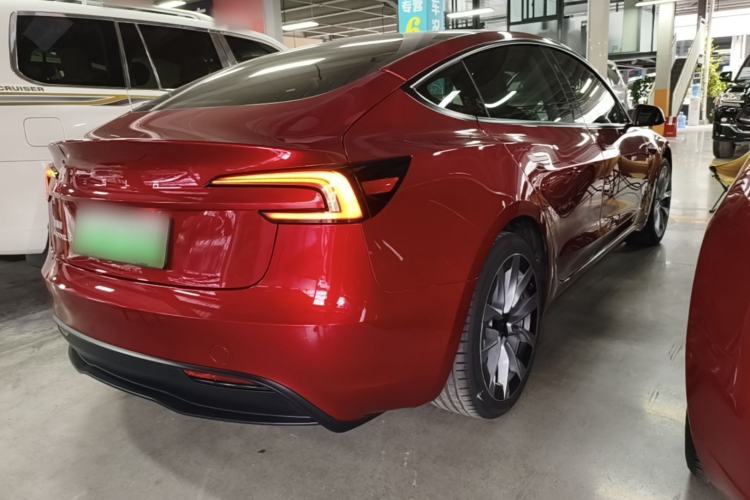 Used Tesla Model 3 2023 Rear-Wheel-Drive Version Rear Right 45 Deg