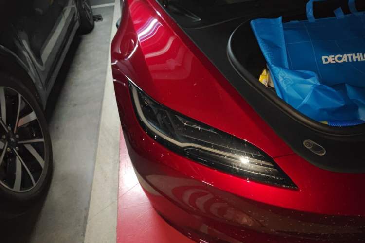 Used Tesla Model 3 2023 Rear-Wheel-Drive Version Right Front Headlight