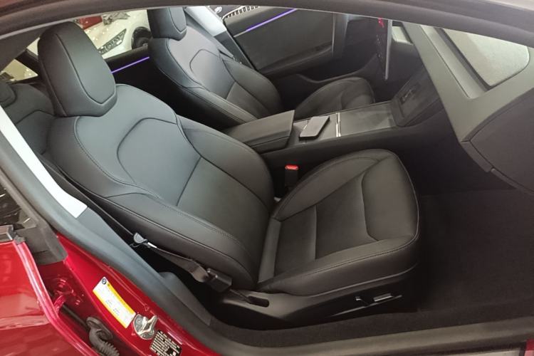 Used Tesla Model 3 2023 Long-Range All-Wheel-Drive Version Right Front Seat