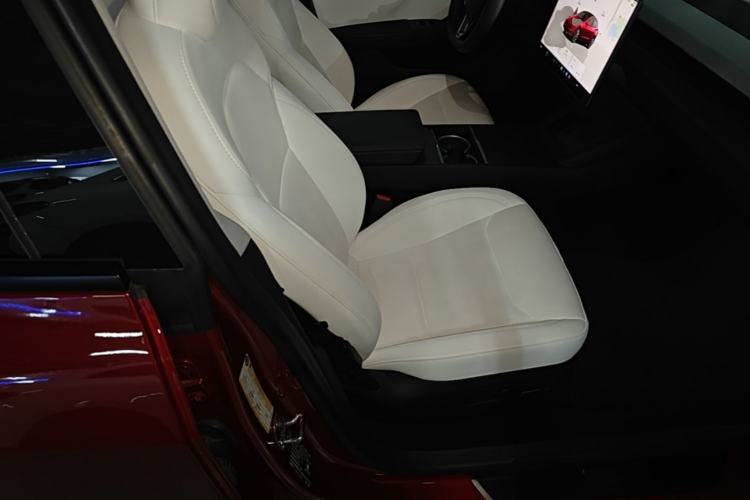 Used Tesla Model 3 2023 Rear-Wheel-Drive Version Right Front Seat