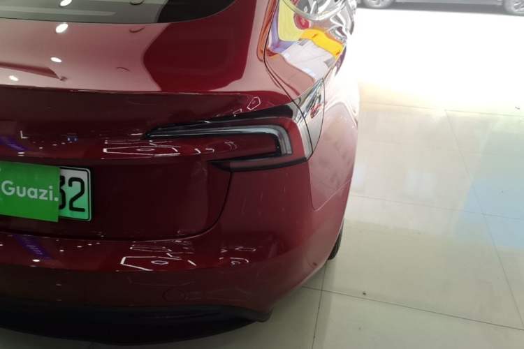 Used Tesla Model 3 2023 Rear-Wheel-Drive Version Right Rear Taillight