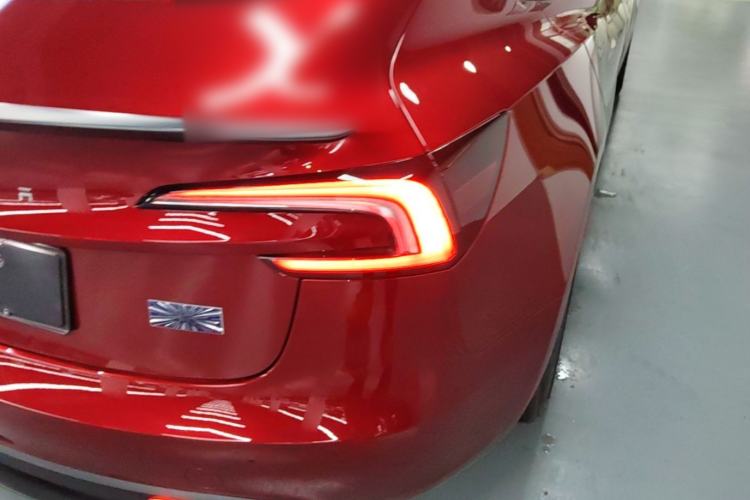 Used Tesla Model 3 2023 Rear-Wheel-Drive Version Right Rear Taillight