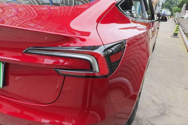 Used Tesla Model 3 2023 Rear-Wheel-Drive Version Right Rear Taillight