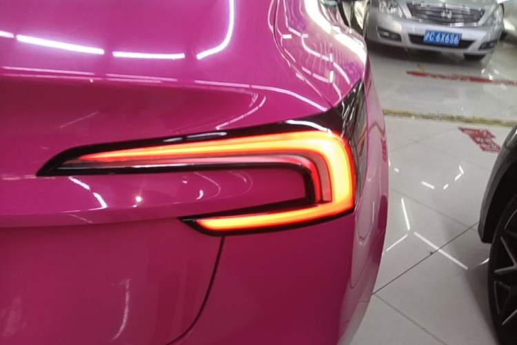Used Tesla Model 3 2023 Rear-Wheel-Drive Version Right Rear Taillight