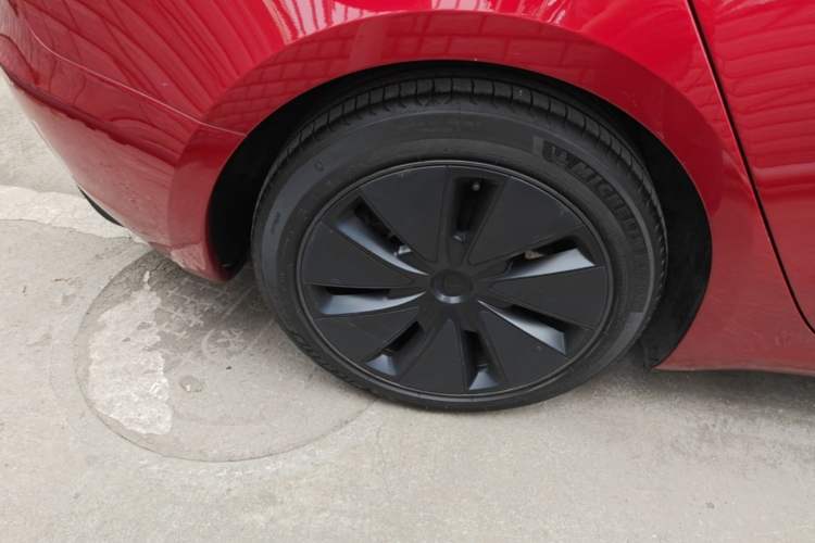 Used Tesla Model 3 2023 Rear-Wheel-Drive Version Right Rear Wheel Hub