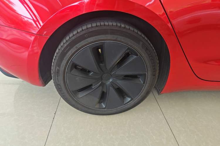 Used Tesla Model 3 2023 Rear-Wheel-Drive Version Right Rear Wheel Hub