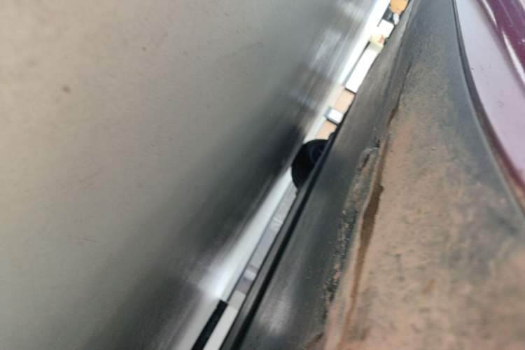 Used Tesla Model 3 2023 Rear-Wheel-Drive Version Right Side Sill