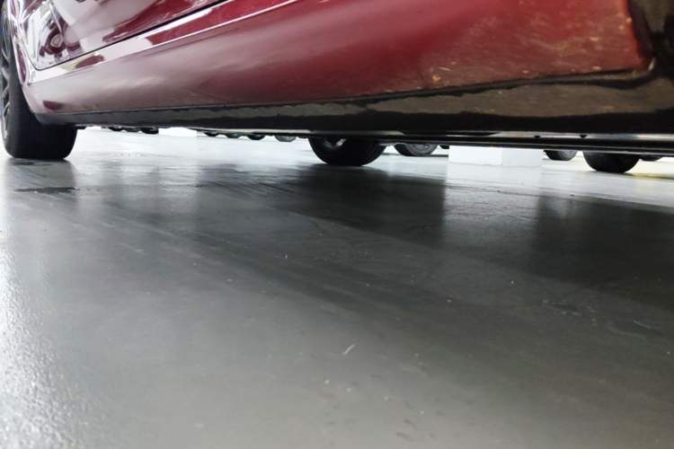 Used Tesla Model 3 2023 Rear-Wheel-Drive Version Right Side Sill