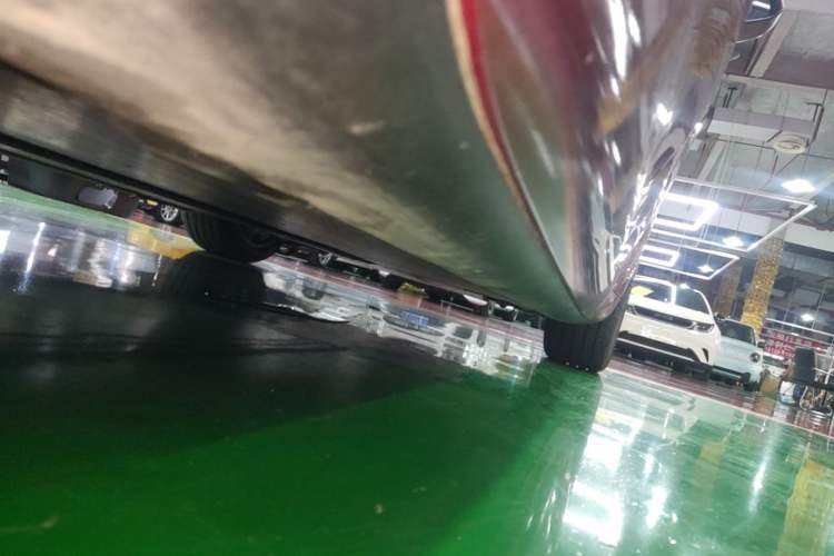 Used Tesla Model 3 2023 Rear-Wheel-Drive Version Right Side Sill