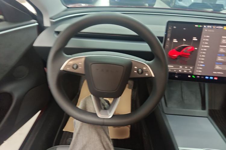 Used Tesla Model 3 2023 Long-Range All-Wheel-Drive Version Steering Wheel
