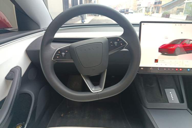 Used Tesla Model 3 2023 Long-Range All-Wheel-Drive Version Steering Wheel