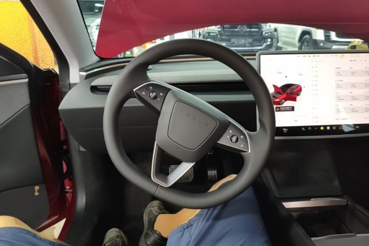 Used Tesla Model 3 2023 Rear-Wheel-Drive Version Steering Wheel