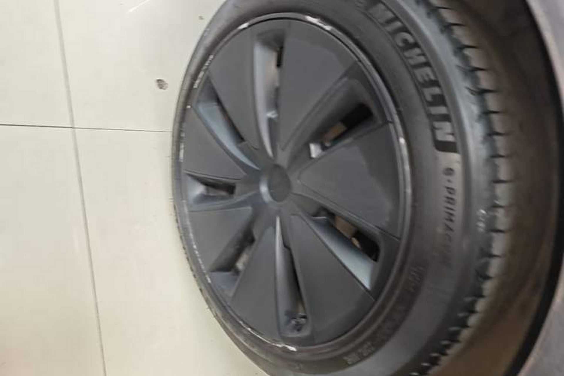 Used Tesla Model 3 2023 Rear-Wheel-Drive Version Right Rear Wheel Hub