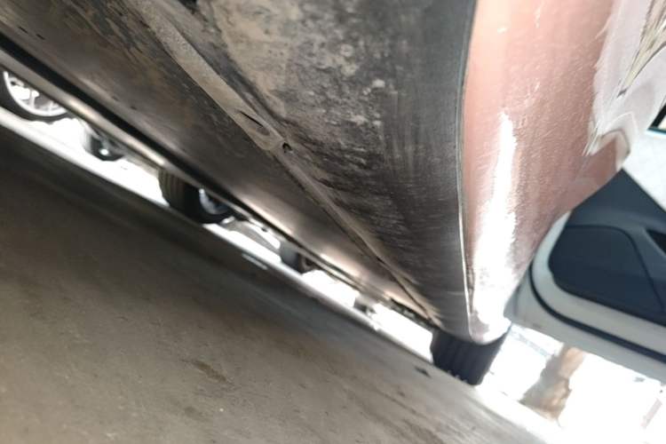 Used Tesla Model 3 2023 Rear-Wheel-Drive Version Right Side Sill