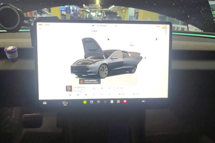 Used Tesla Model 3 2023 Rear-Wheel-Drive Version Audio And AC Panel