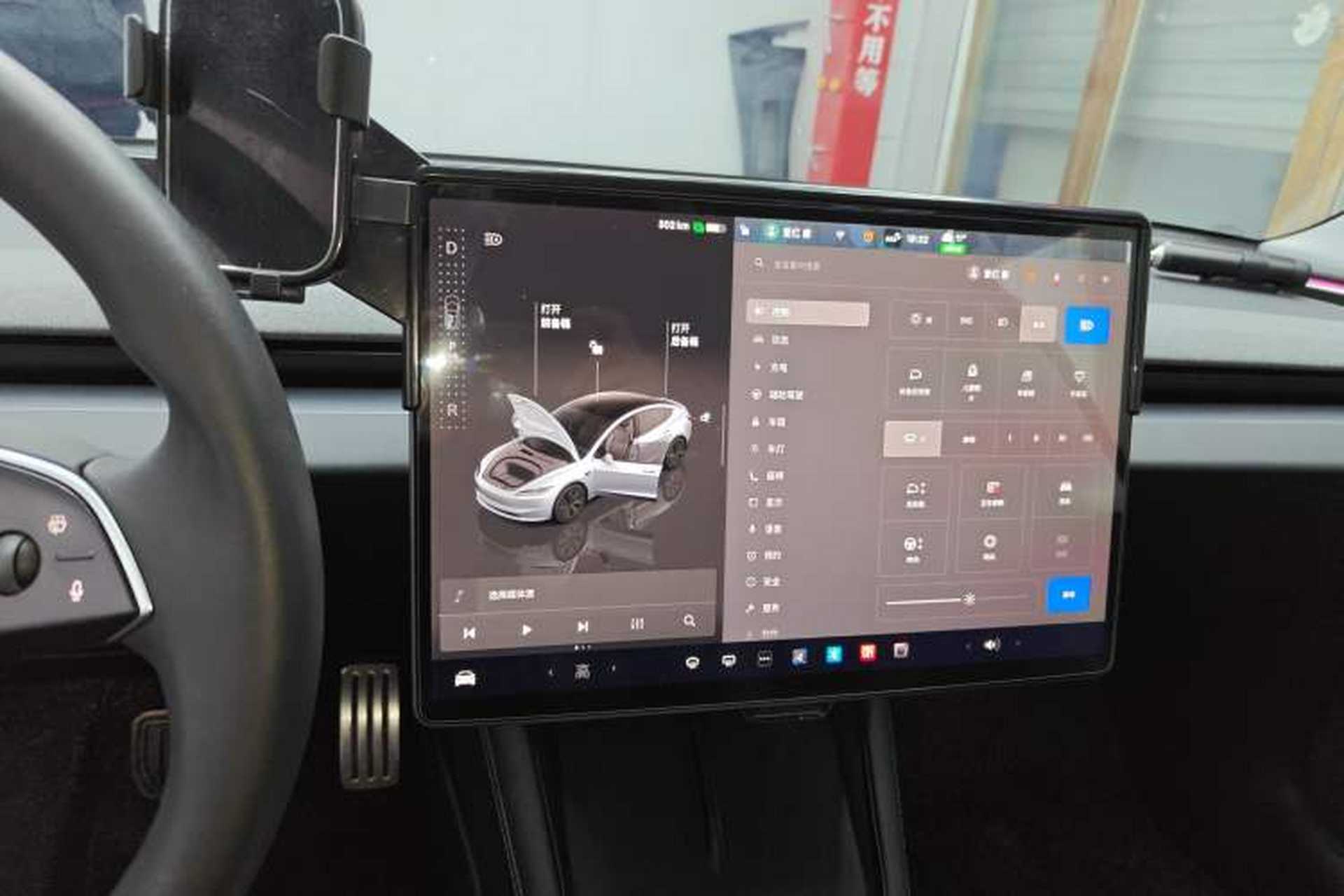 Used Tesla Model 3 2023 Rear-Wheel-Drive Version Audio And AC Panel