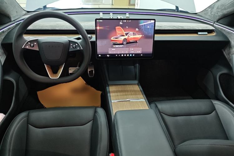 Used Tesla Model 3 2023 Rear-Wheel-Drive Version Center Console