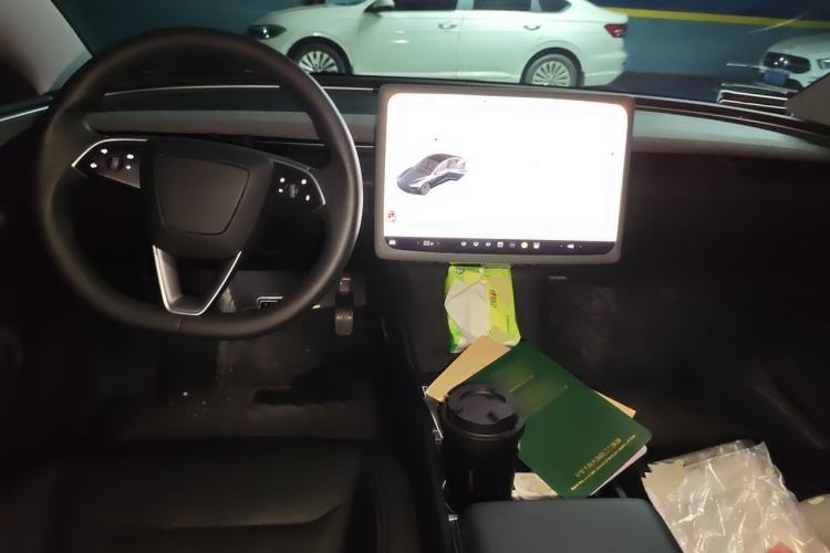 Used Tesla Model 3 2023 Rear-Wheel-Drive Version Center Console